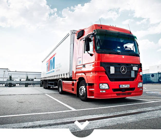 LKW auf dem Gelände der TTM GmbH Ihre nationale und Internationale Spedition aus Mannheim.